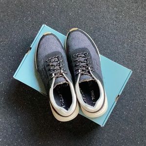 Toms Black Canvas Sneakers, Size 9